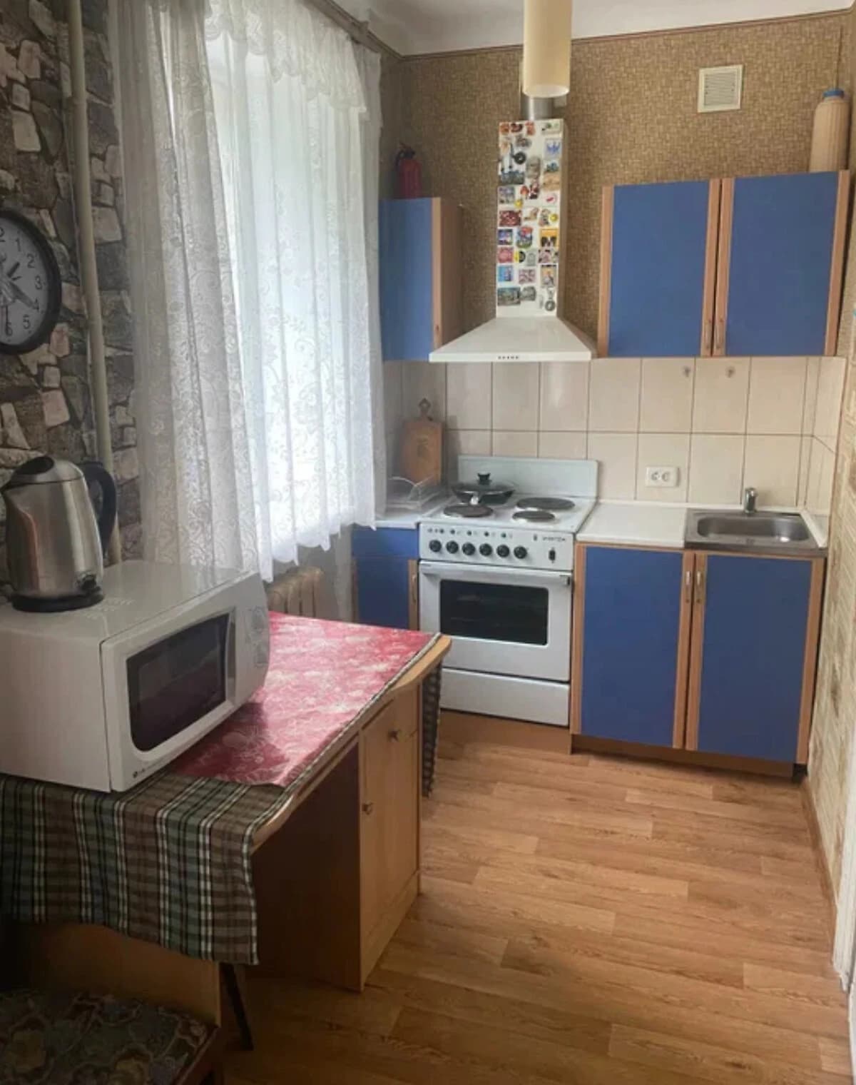 2-кімнатна квартира, Чечелівський: єВідновлення, цегляні стіни