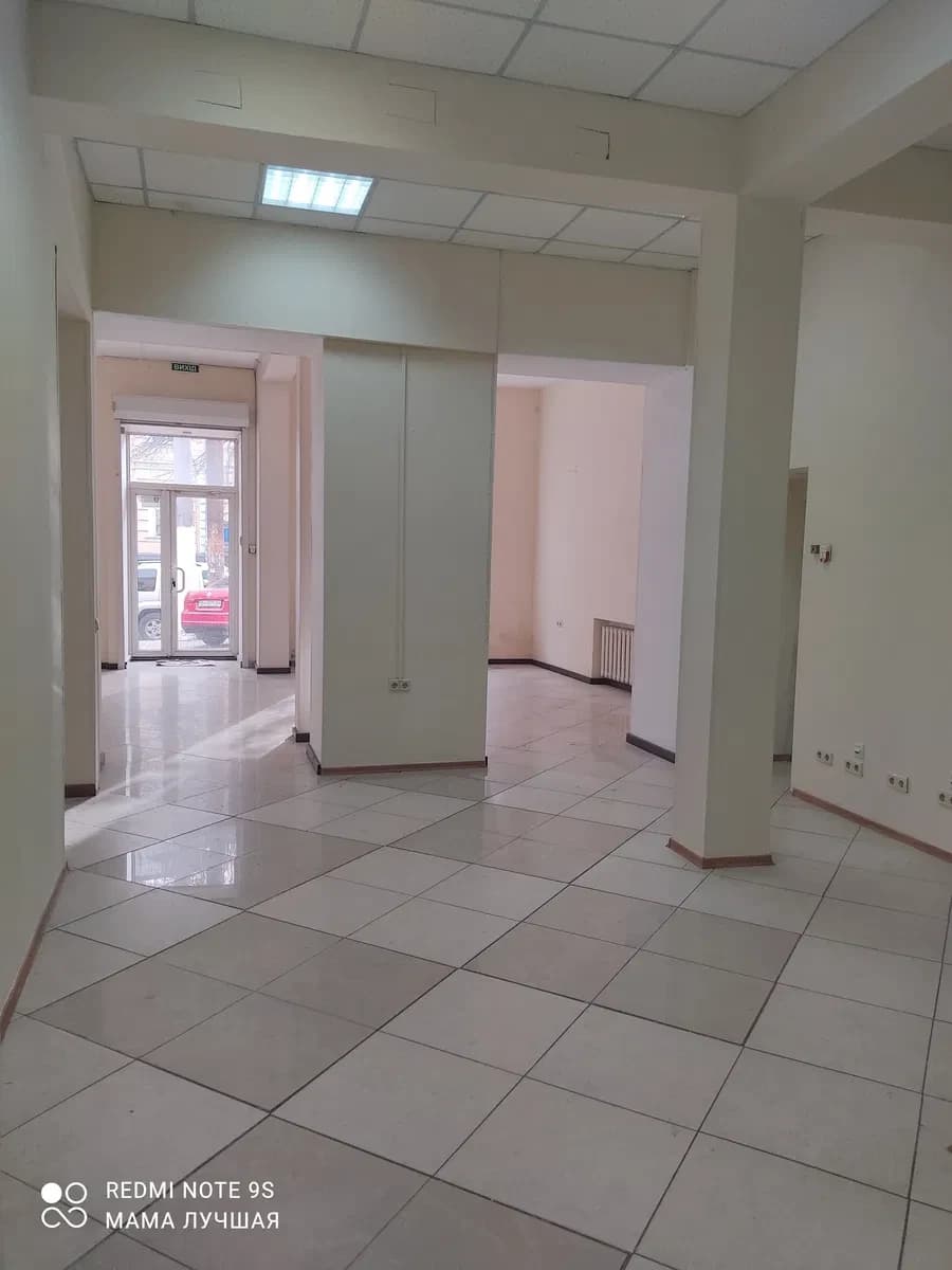 Приміщення, Приморський: фасадне, два вітринні вікна, 3 зали - фото 4