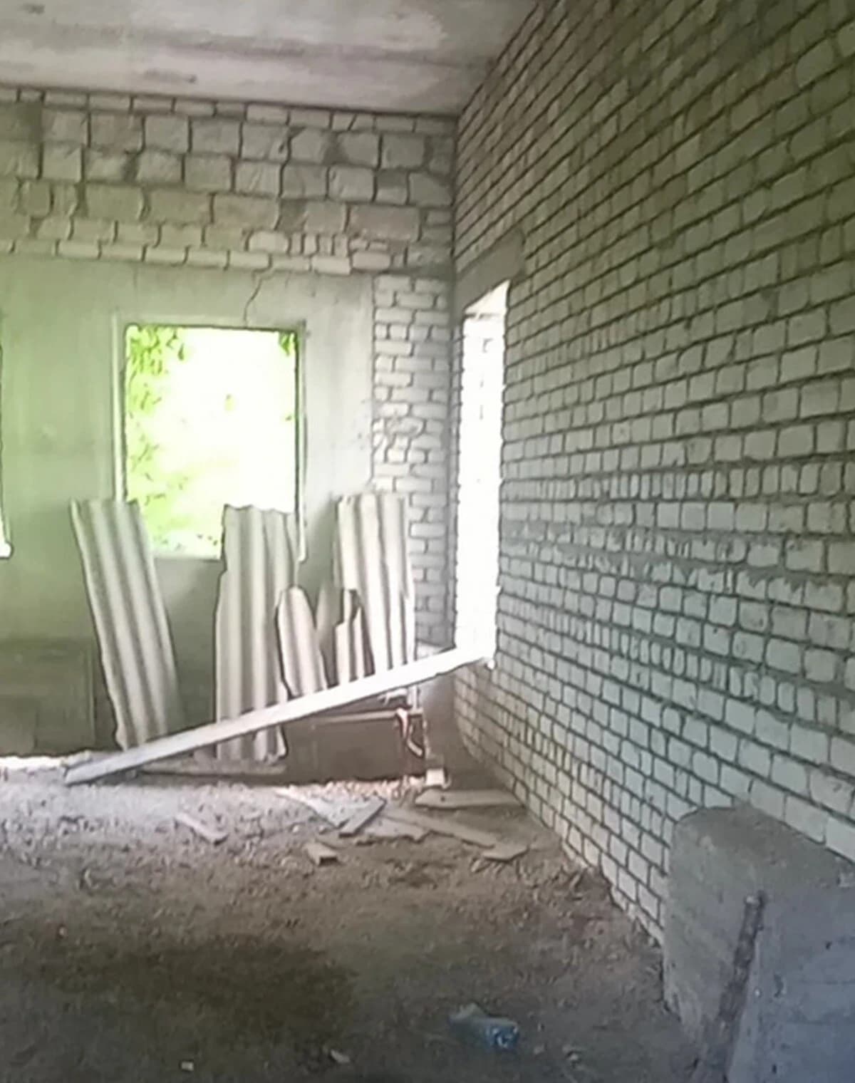 Приміщення, Центральний: ангар, високі стелі, 2 входи - фото 5