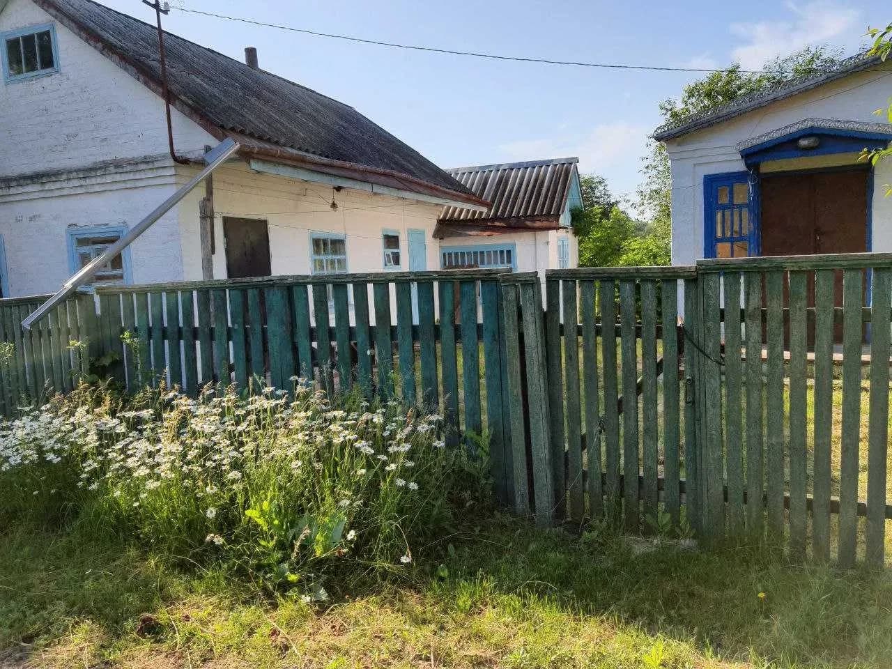 Будинок, Вільшана: озеро на першій лінії, два незалежні будинки