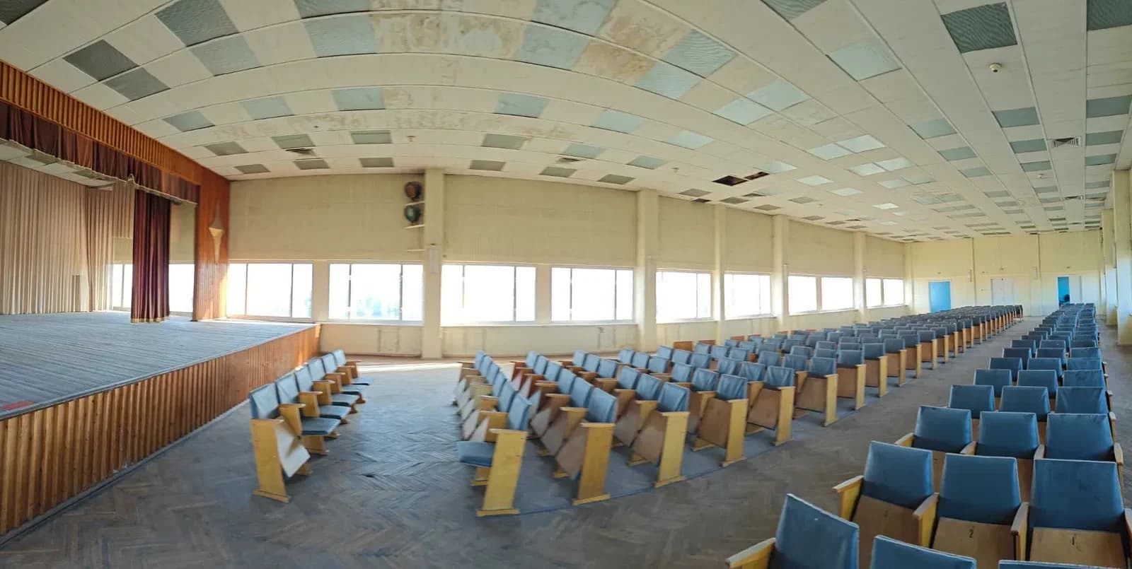 Приміщення, Святошинський: актовий зал, резервне живлення - фото 3