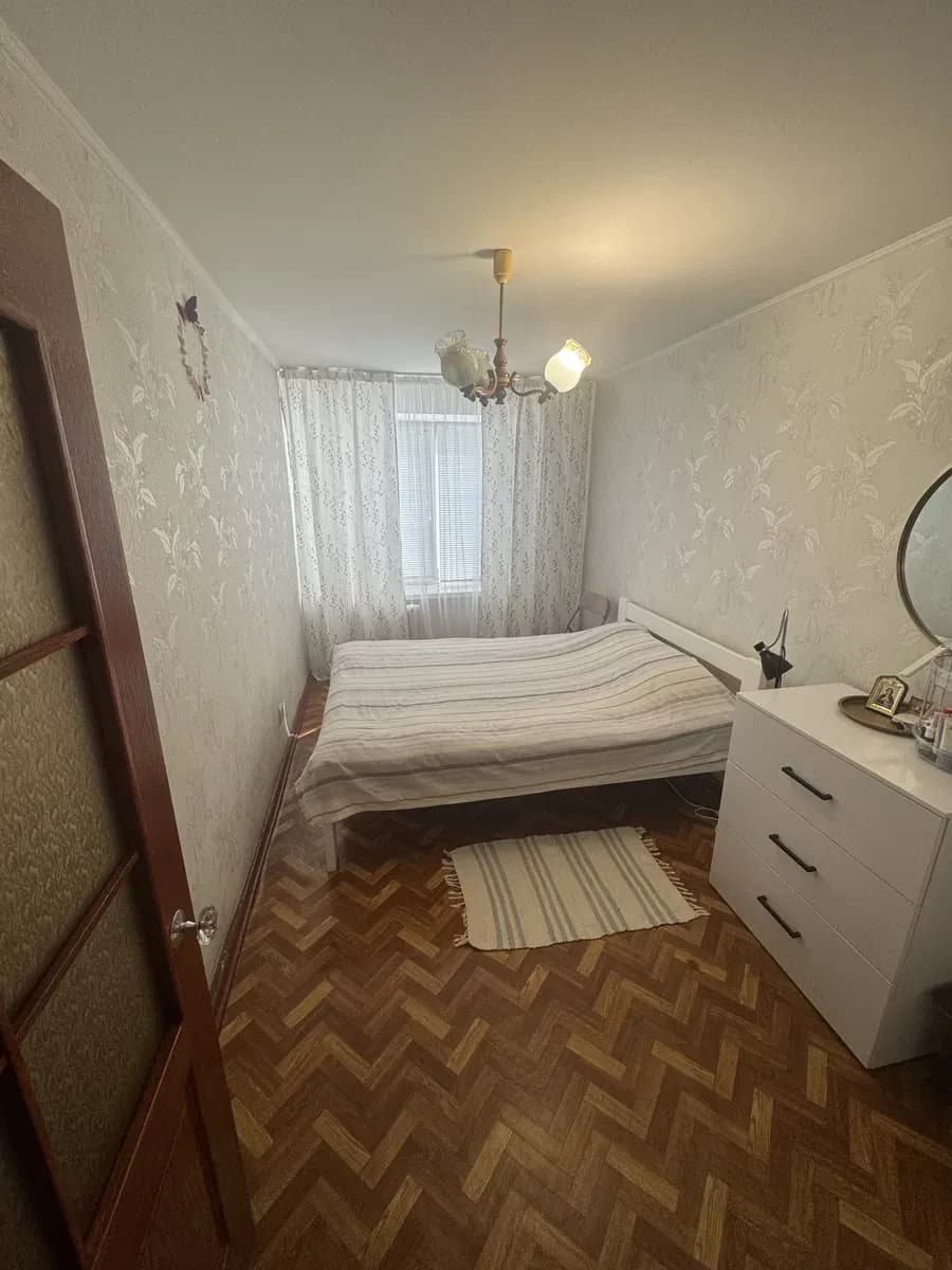 2-кімнатна квартира, Черкаси: цегляний будинок, житловий стан, торг