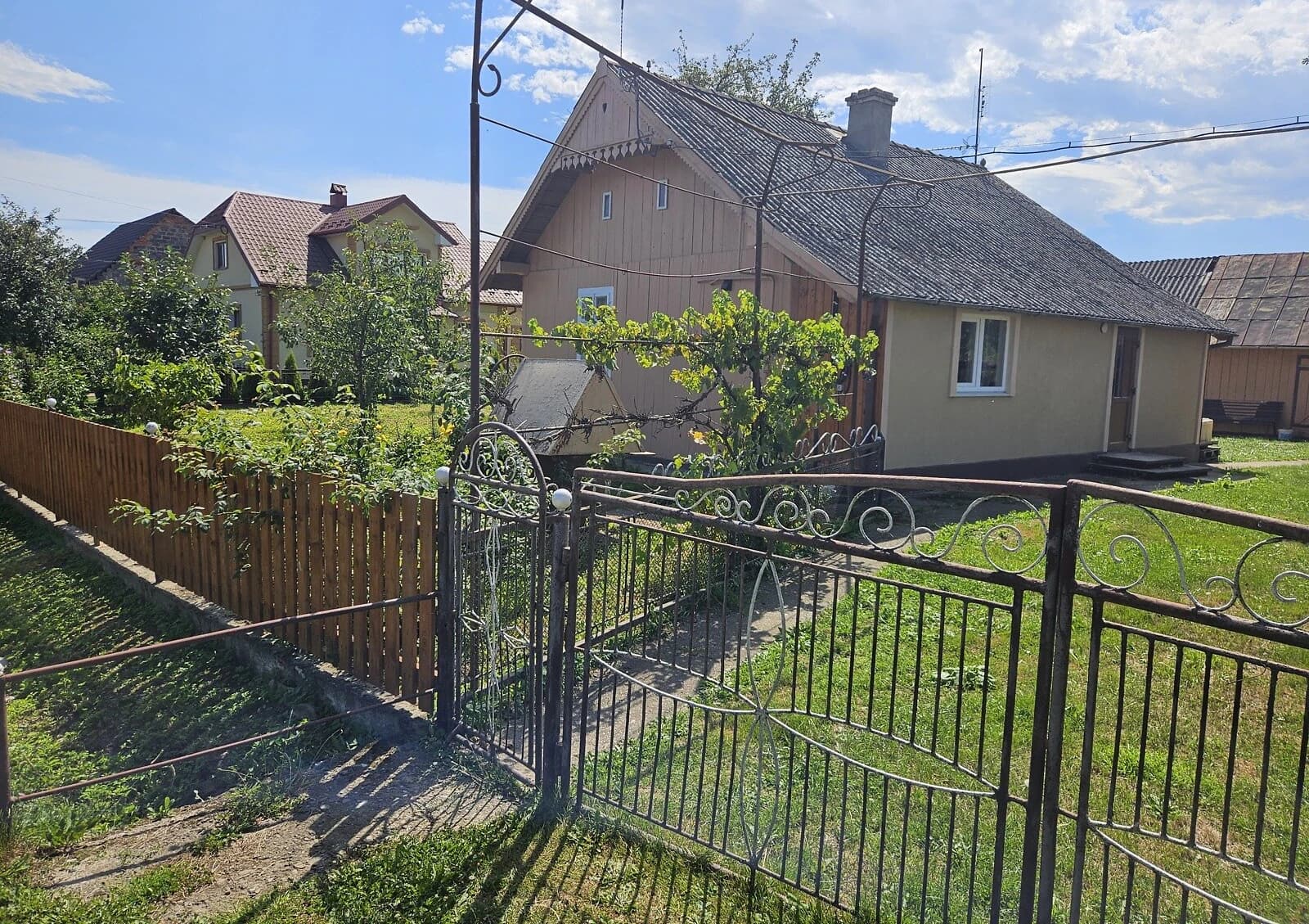 Будинок, Студінка: гараж із підвалом, 25 соток, криниця - фото 3