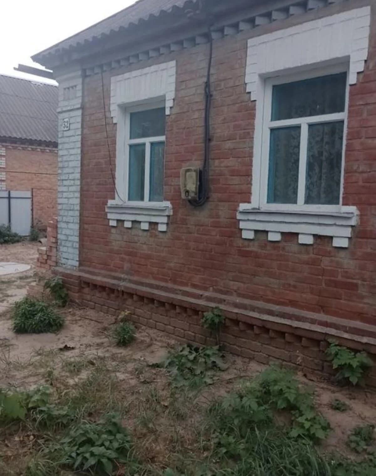 Будинок, Ромни: свердловина, сад, господарські будівлі - фото 3
