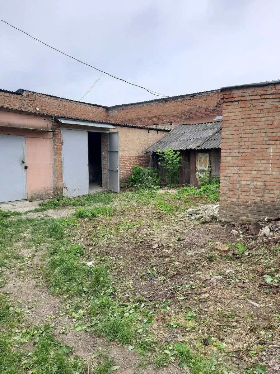 Гараж, Полтава: склад, у районі центрального ринку