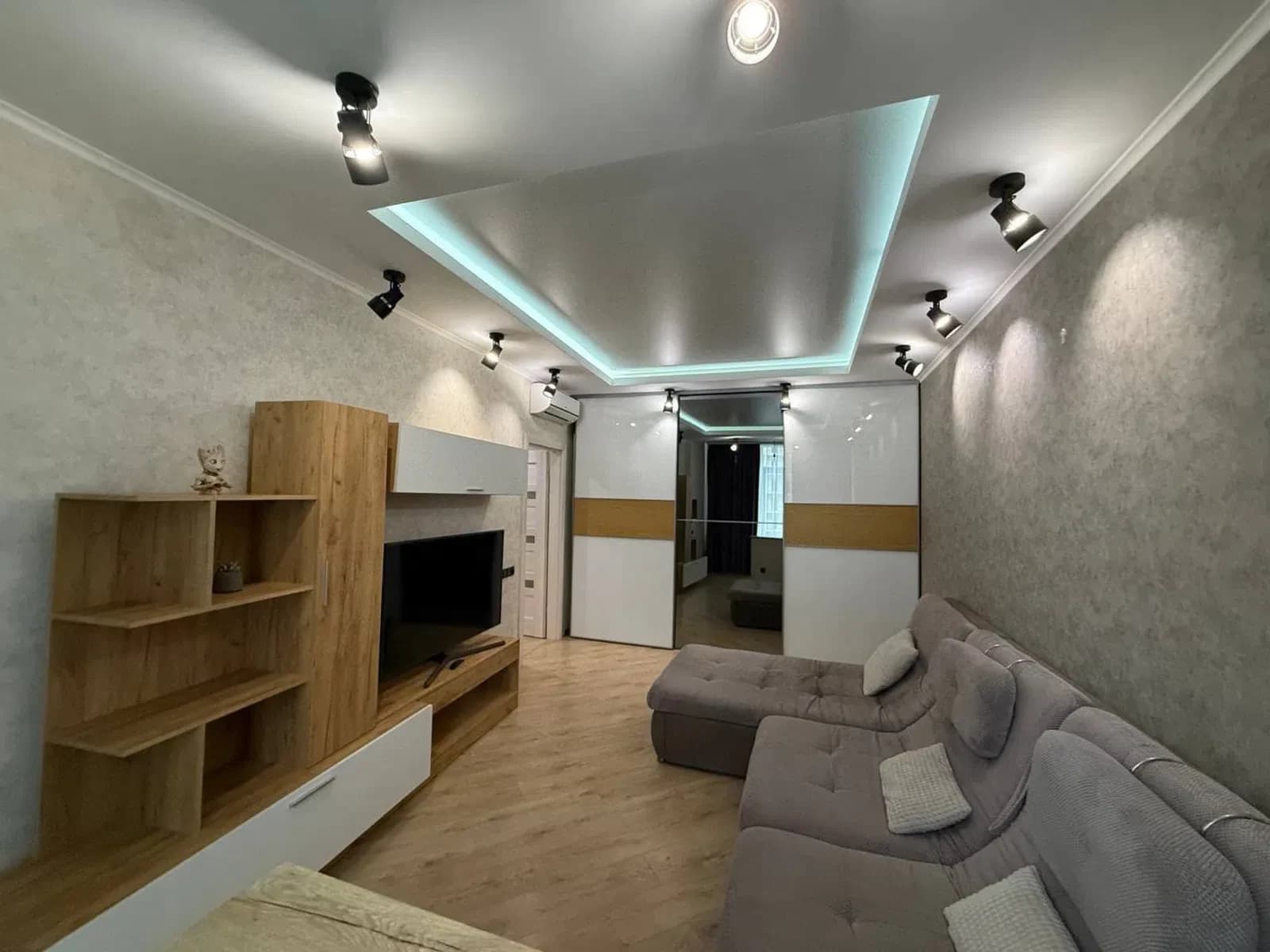 2-кімнатна квартира, Приморський: ЖК 32 Перлина, генератор, море за 5-7 хвилин - фото 3