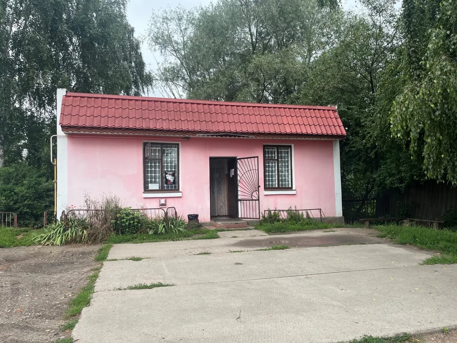 Магазин, Городня: продаж або оренда, окрема будівля, ремонт