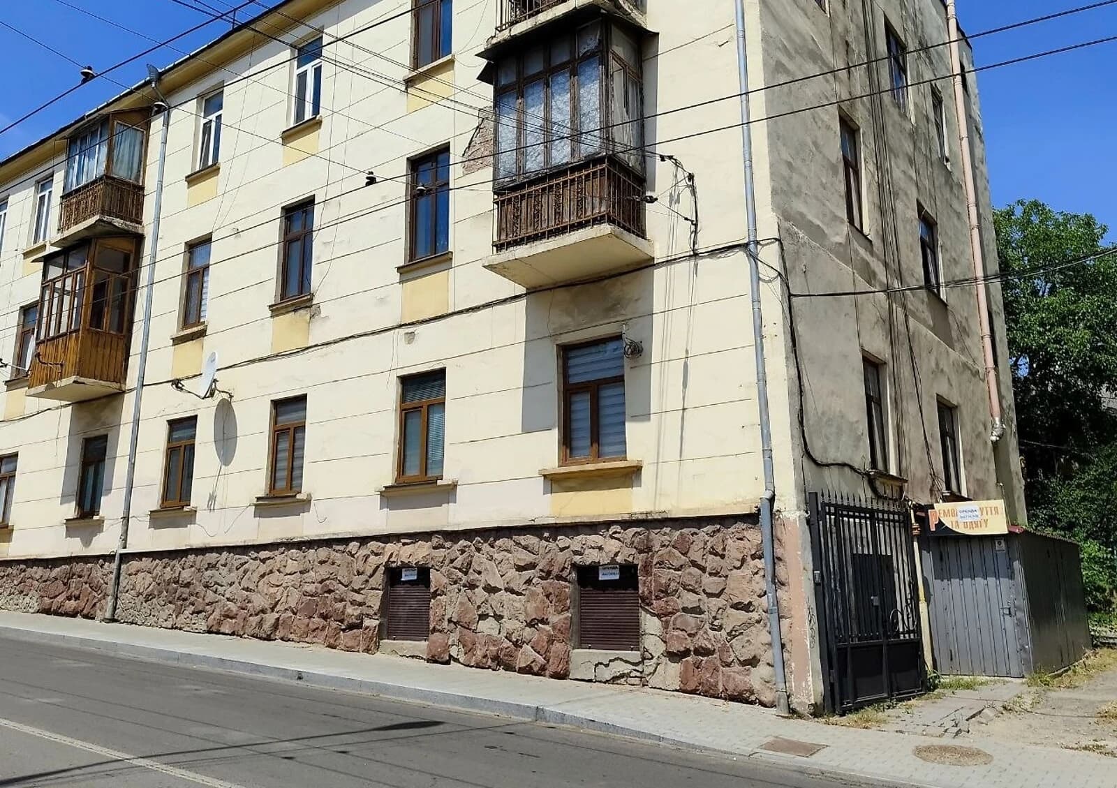 Комерційне приміщення, Першотравневий: цокольний поверх, відкрита стоянка - фото 1