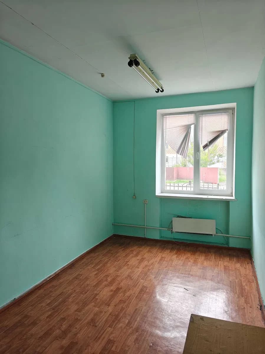 Приміщення, Дубово: 7 кімнат, окремий вхід, склад 274 м² - фото 3