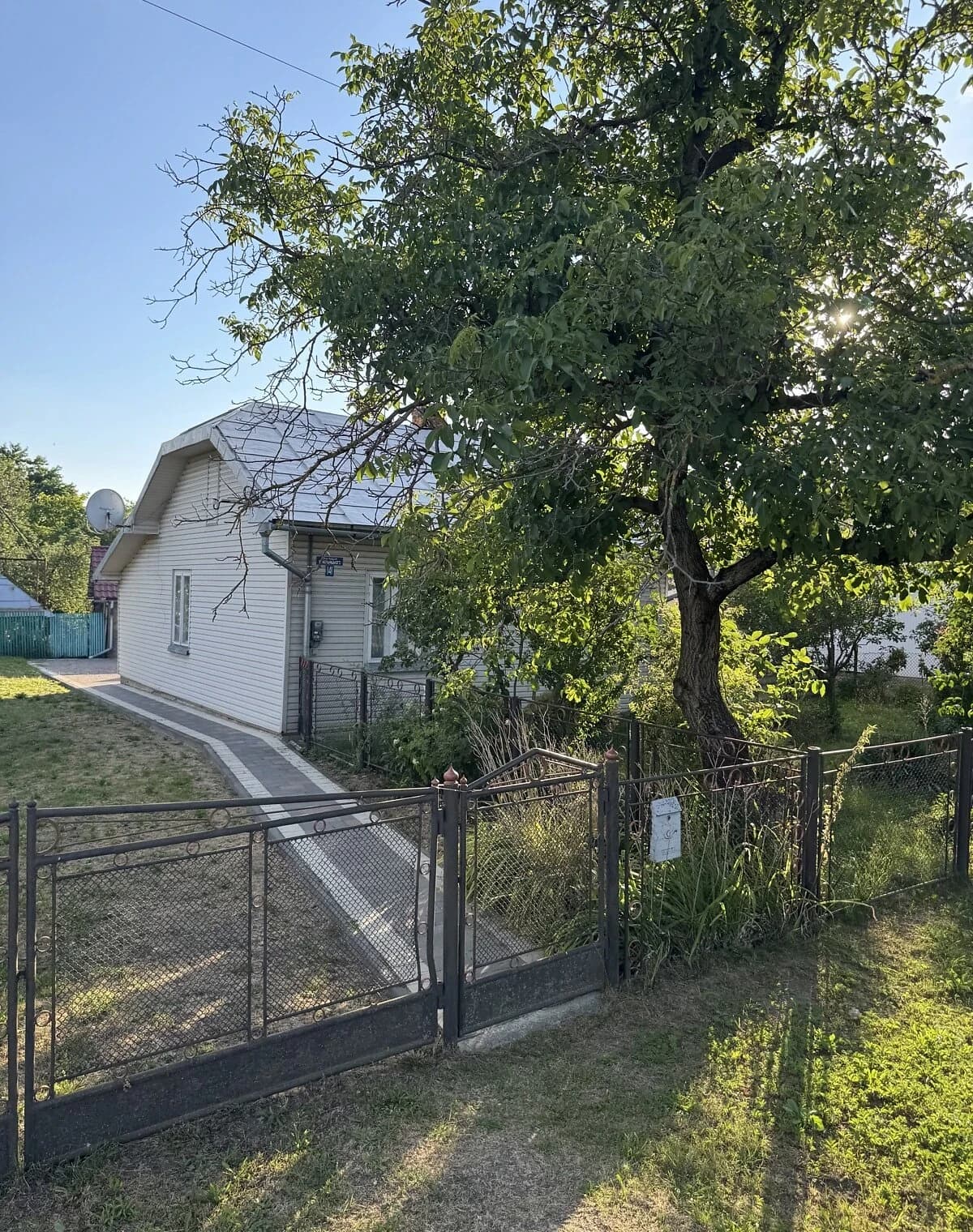 Будинок, Долина: 3 спальні, гараж у дворі, 100 соток - фото 1