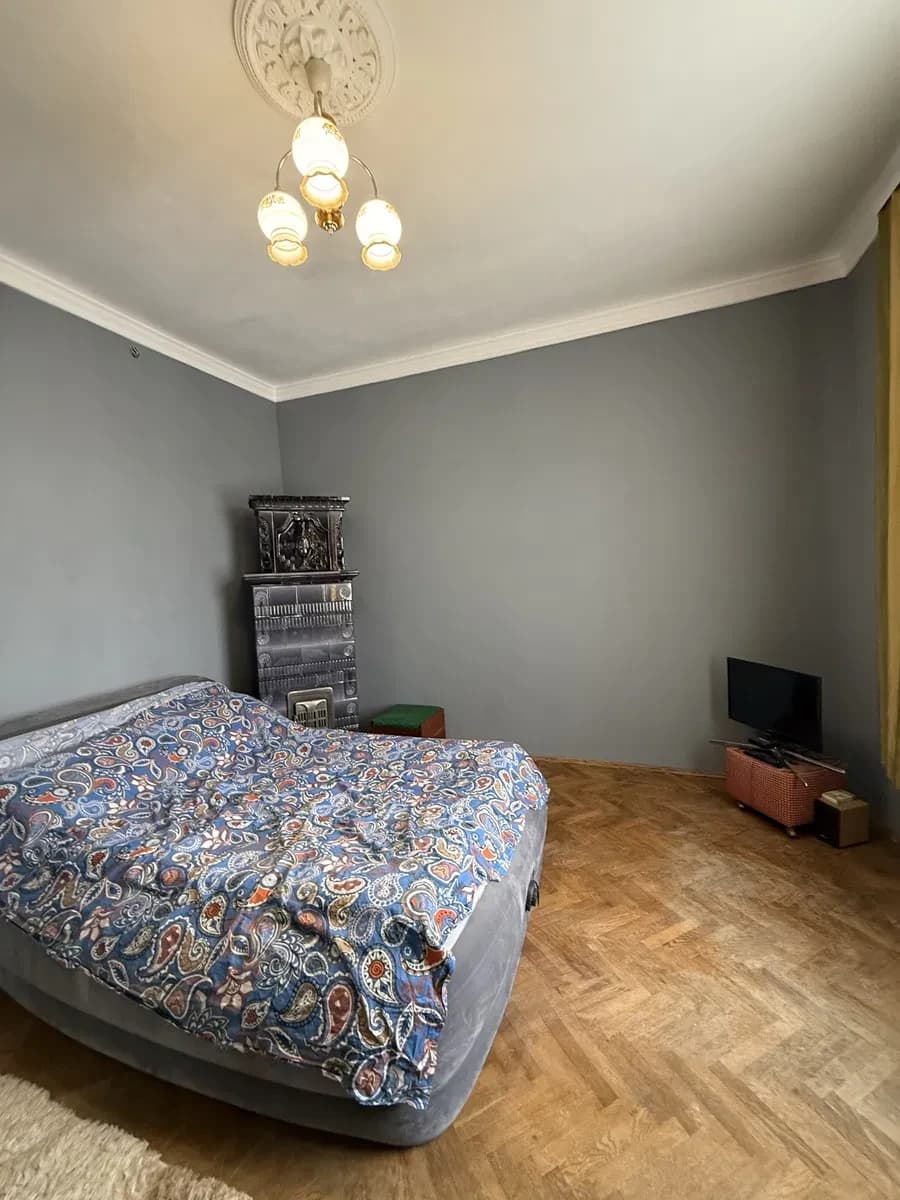 2-кімнатна квартира, Чернівці: австрійський напівлюкс, пічки на дровах - фото 4