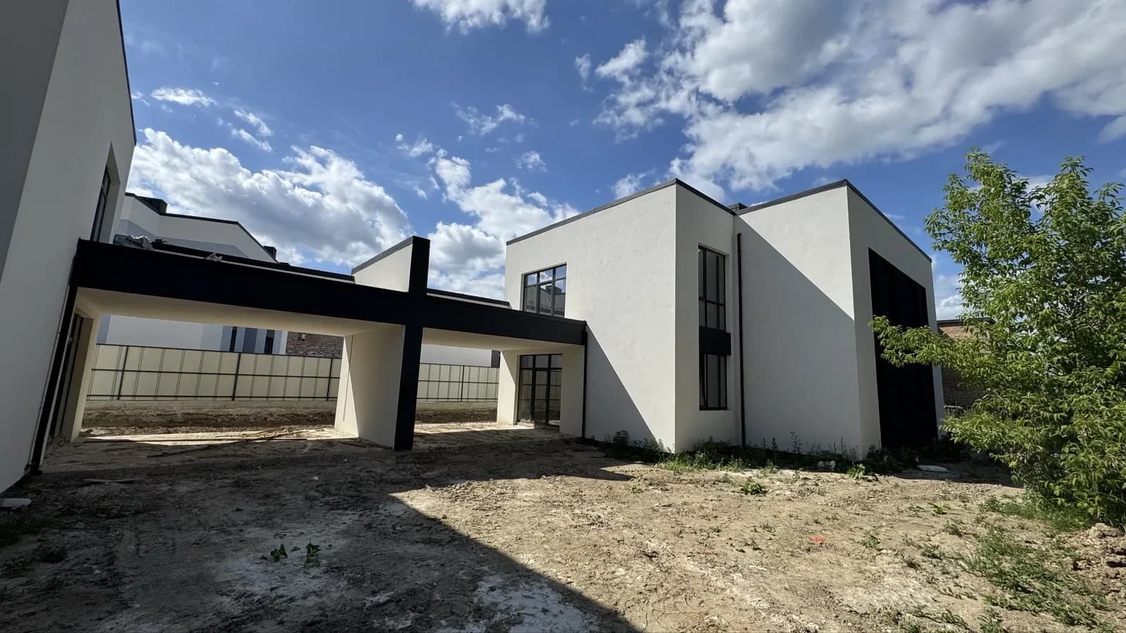 Дуплекс, Вовчинець: власний двір, тераса, паркомісце - фото 4