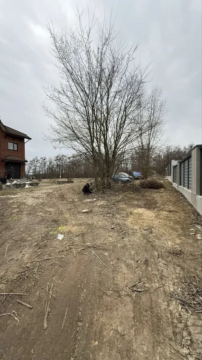 Ділянка 10 соток, Ходосівка: готова до забудови, світло і газ