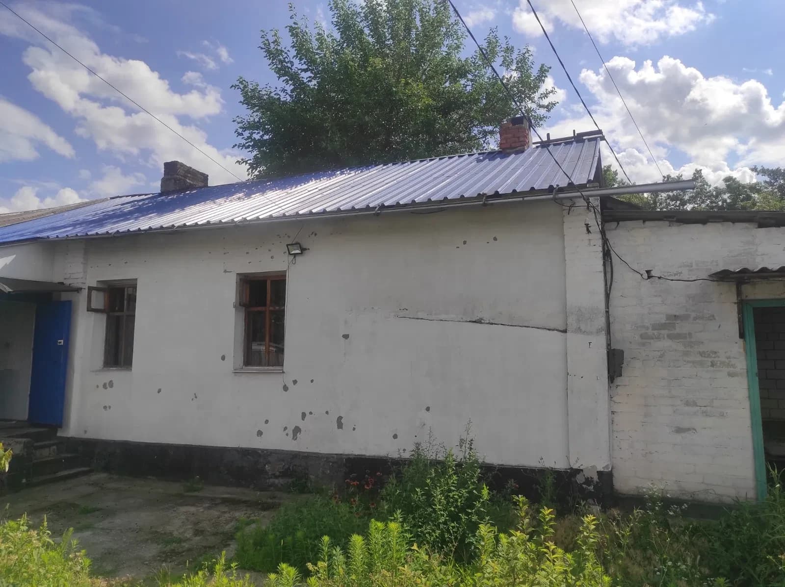Частина будинку, Амур-Нижньодніпровський: окремий вхід і двір, гараж
