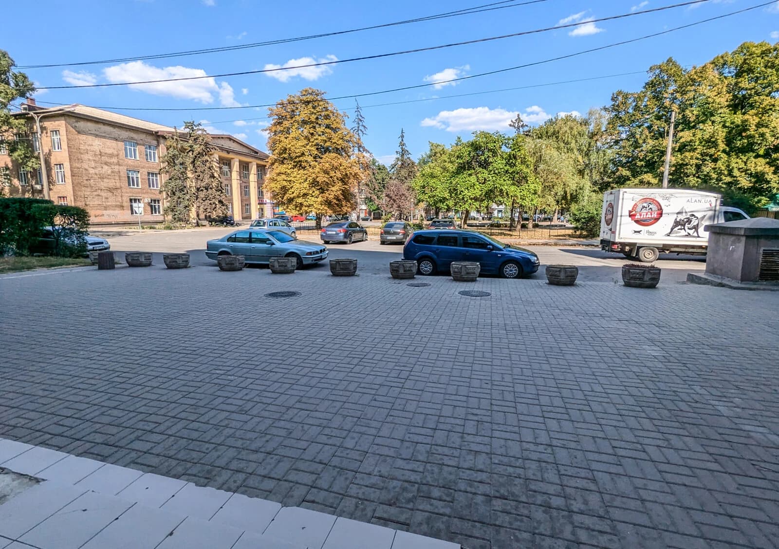 Комерційне приміщення, Павло-Кічкас: стеля 4 м, кабінет, стоянка - фото 4