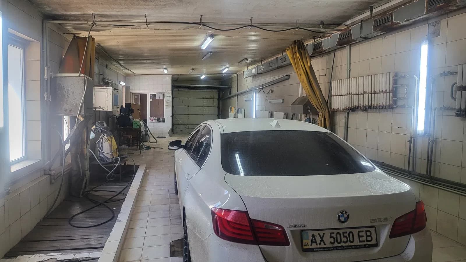 Автомийка, Немишлянський: три пости, 100 місць, 30 критих - фото 4