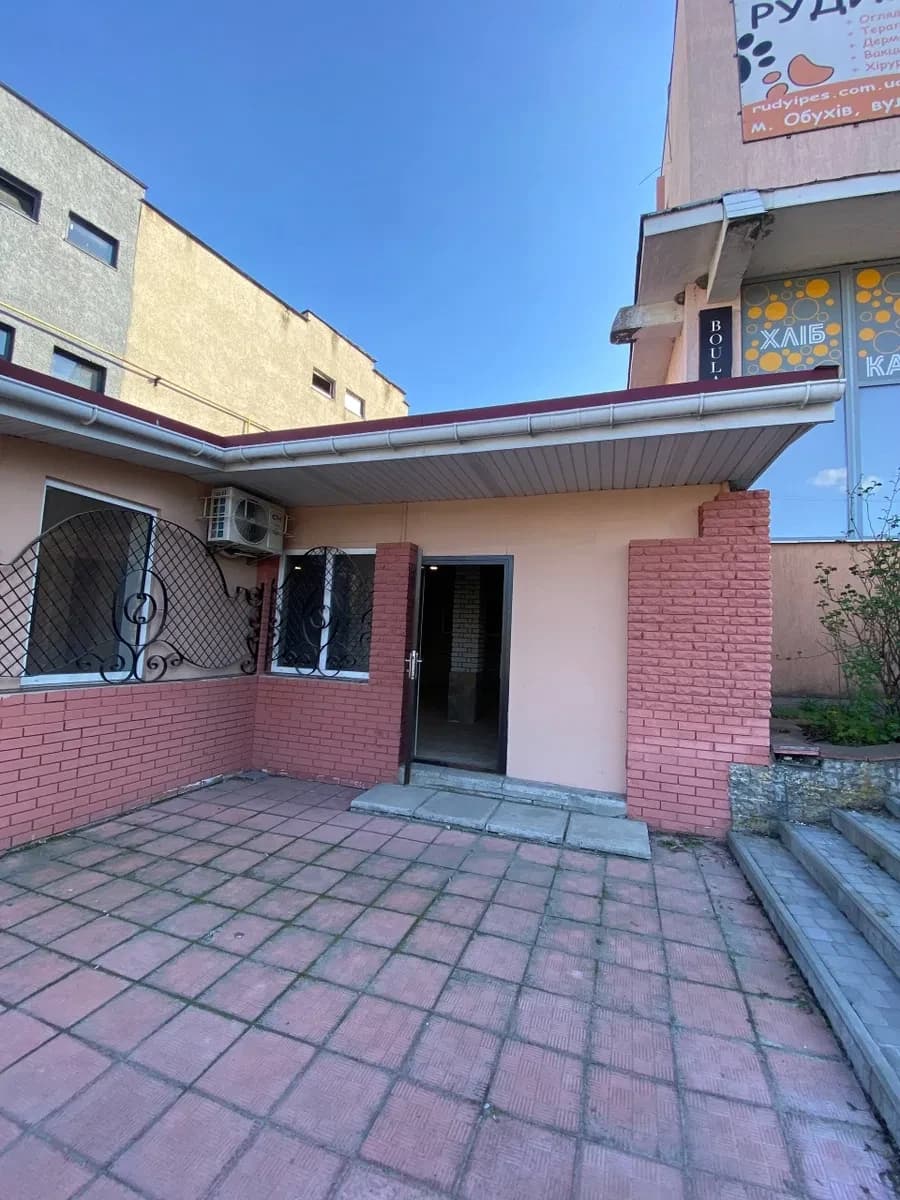 Комерційне приміщення, Обухів: Нова пошта 6 поруч, з ремонтом - фото 1