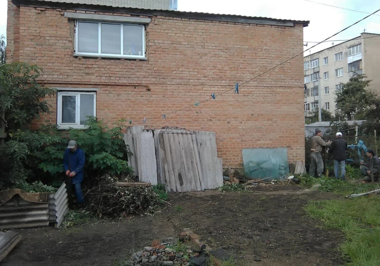 Будинок, Ленінський: 1 спальня, 3.32 сотки, потребує ремонту