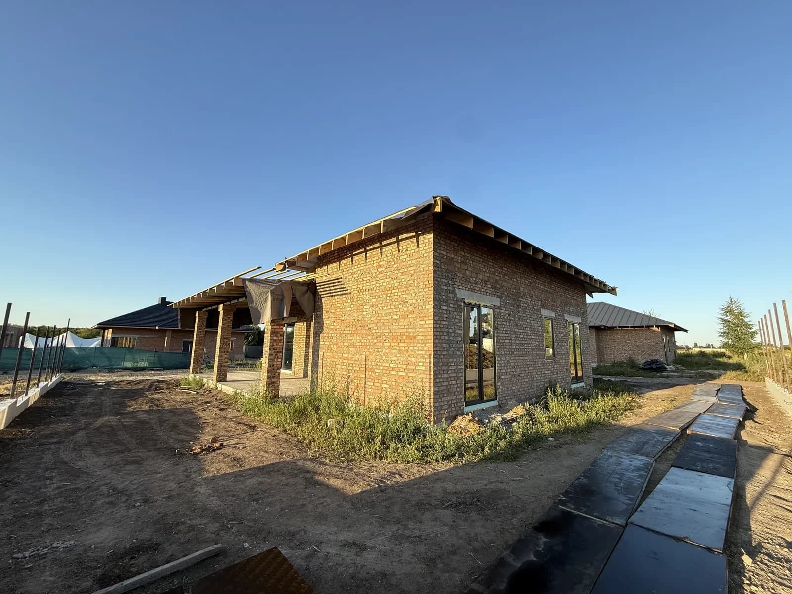 Будинок, Тарасове: завершальна стадія будівництва, тераса 30 м² - фото 2