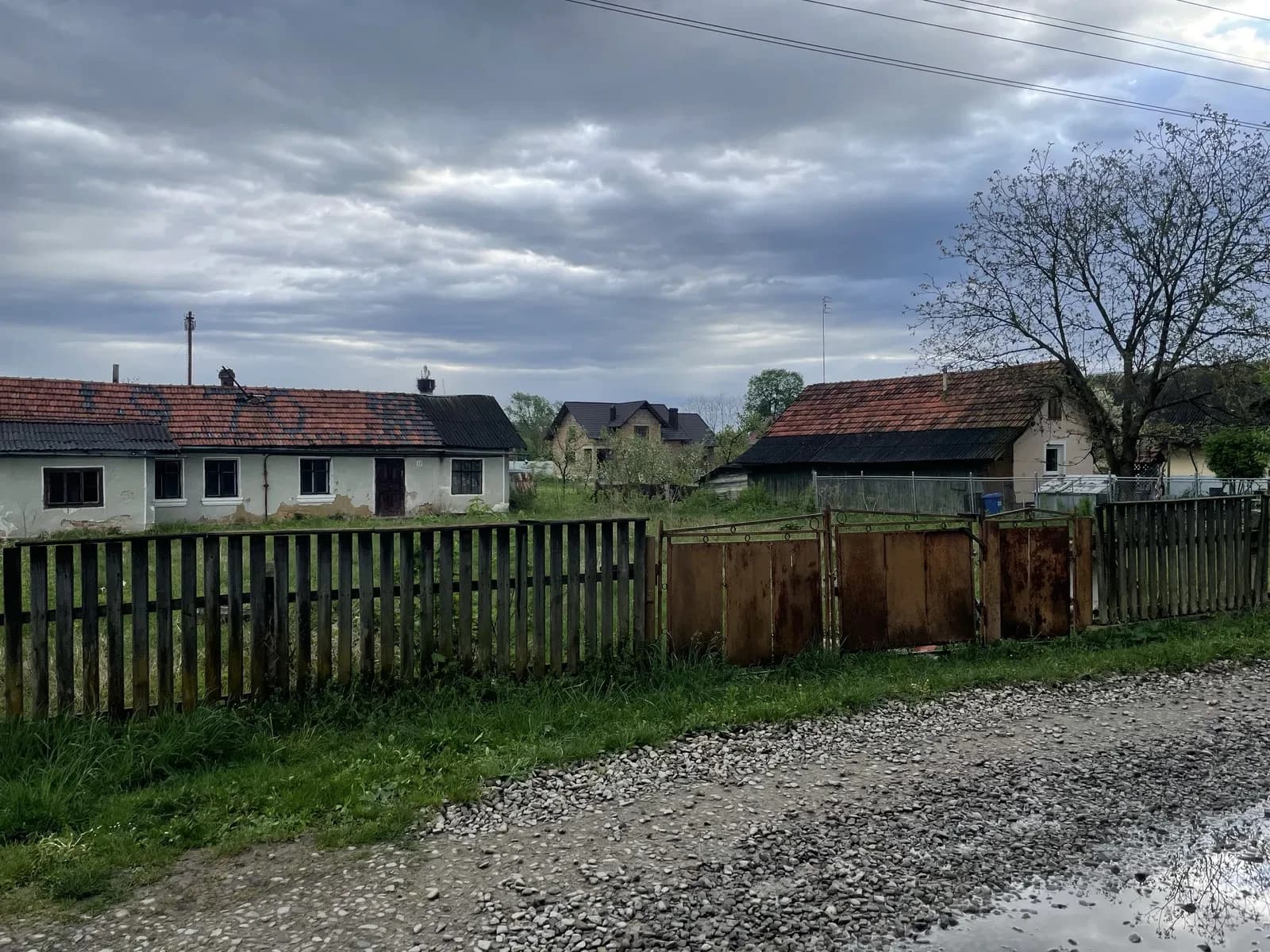 Ділянка 30 соток, Коломия: старий будинок, газ та електрика - фото 5
