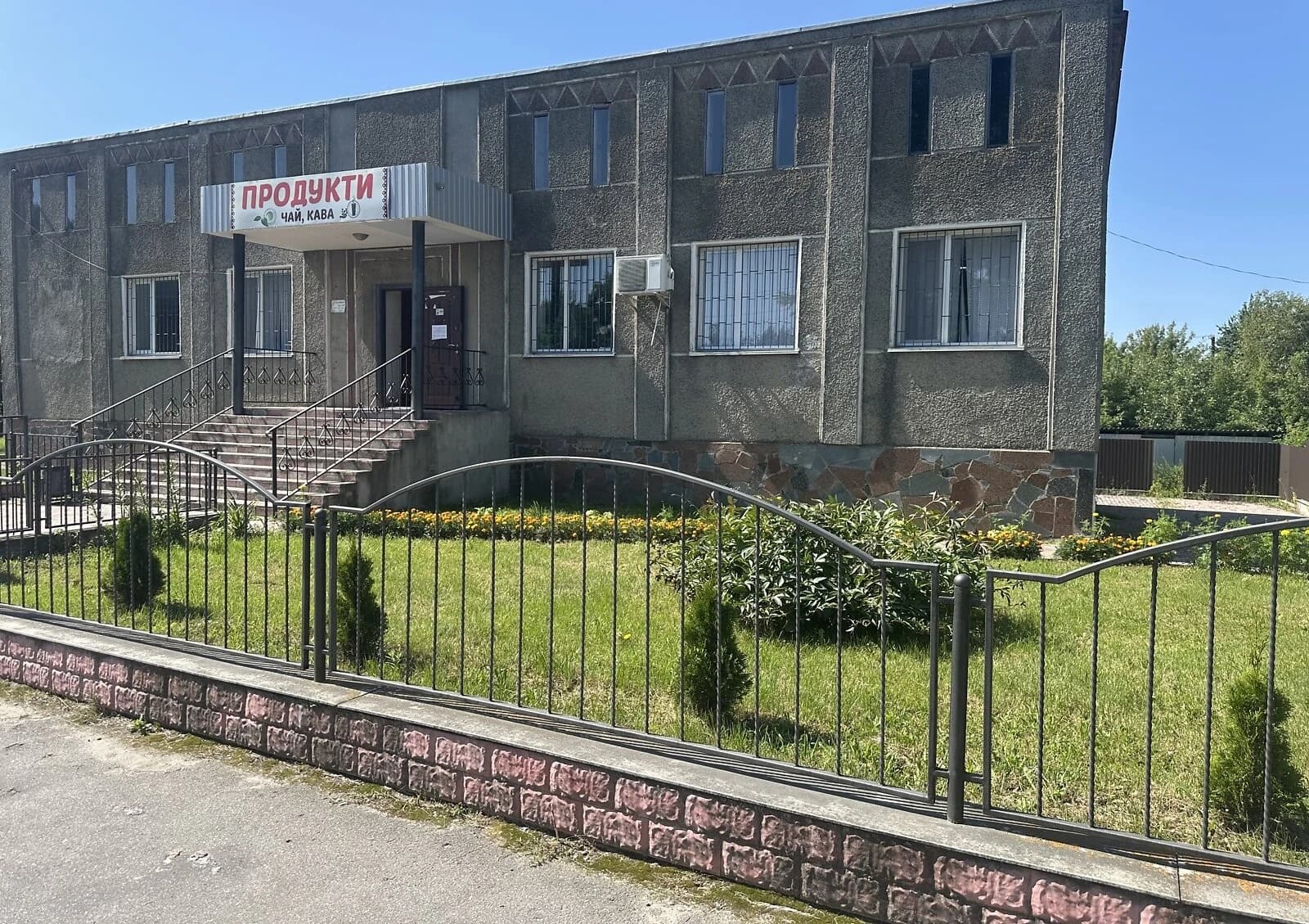 Приміщення, Корчівка: під магазин, окрема будівля