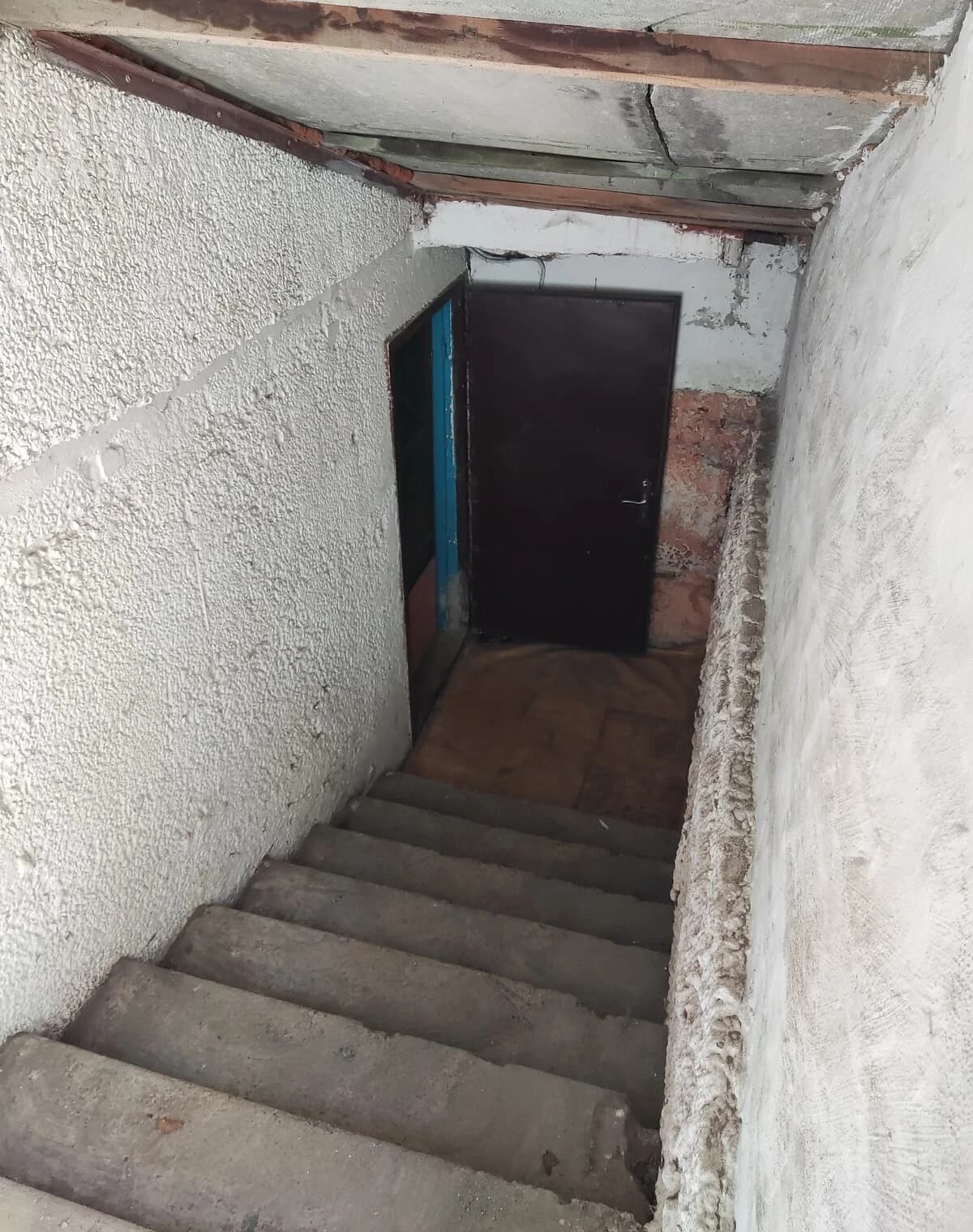 Комерційне приміщення, Космонавтів: укриття в будинку, вода без світла - фото 5