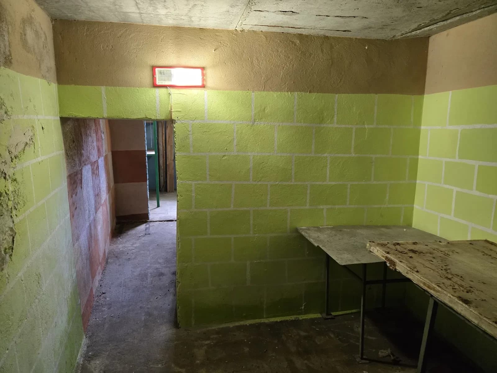 Гараж, Оболонський: підвал 30 м², охорона, стелажі - фото 5