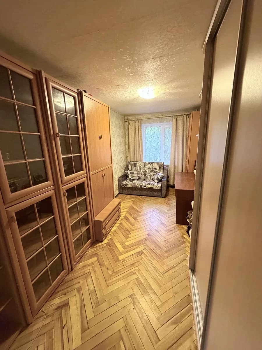 2-кімнатна квартира, Салтівський: житловий стан, балкон із льохом, метро пішки - фото 3