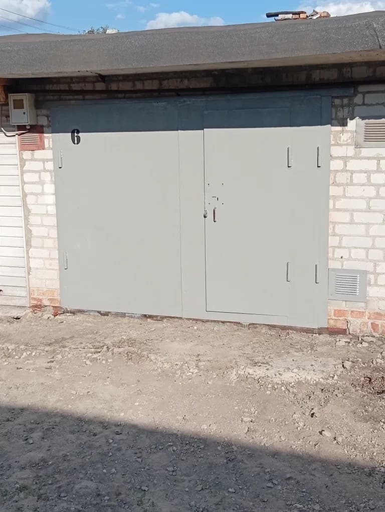 Гараж, Хортицький: цілодобова охорона, підвал і яма