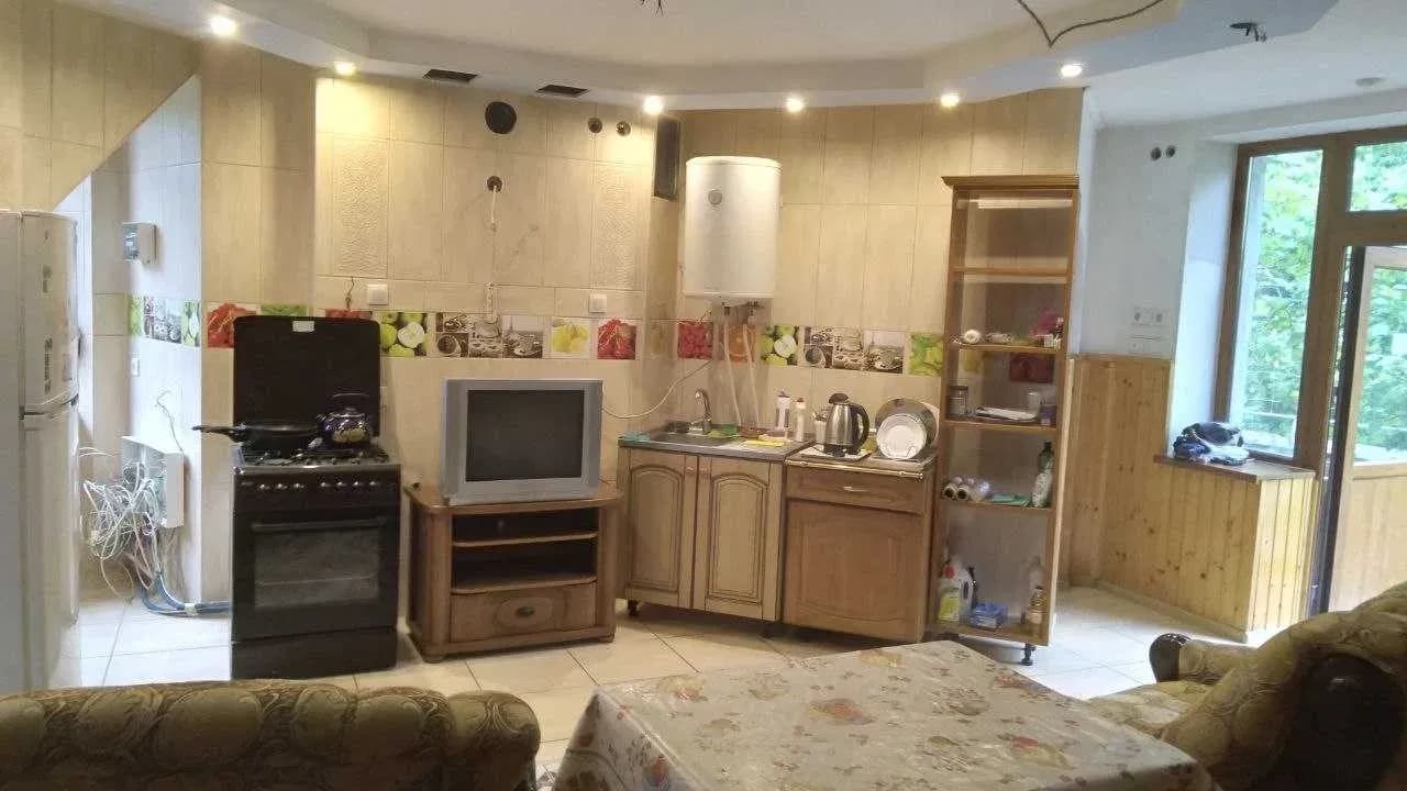 Частина будинку, Ужгород: старий центр, кухня 40 м² - фото 5