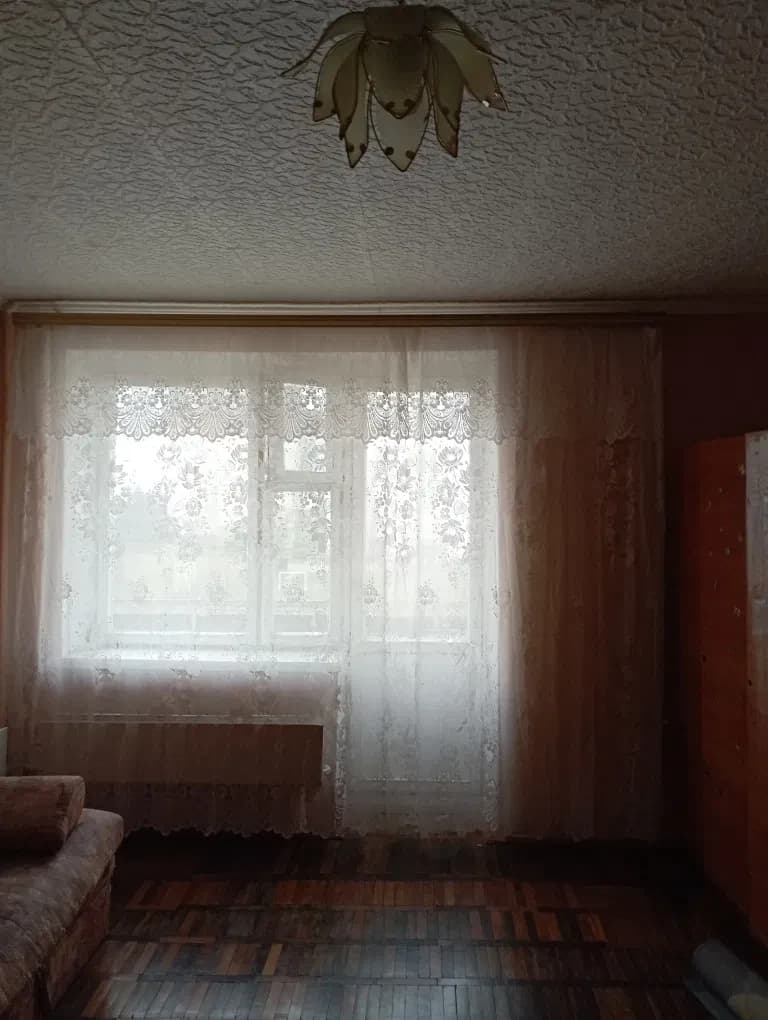 1-кімнатна квартира, Нововолинськ: кімната майже 20 м², бойлер - фото 2