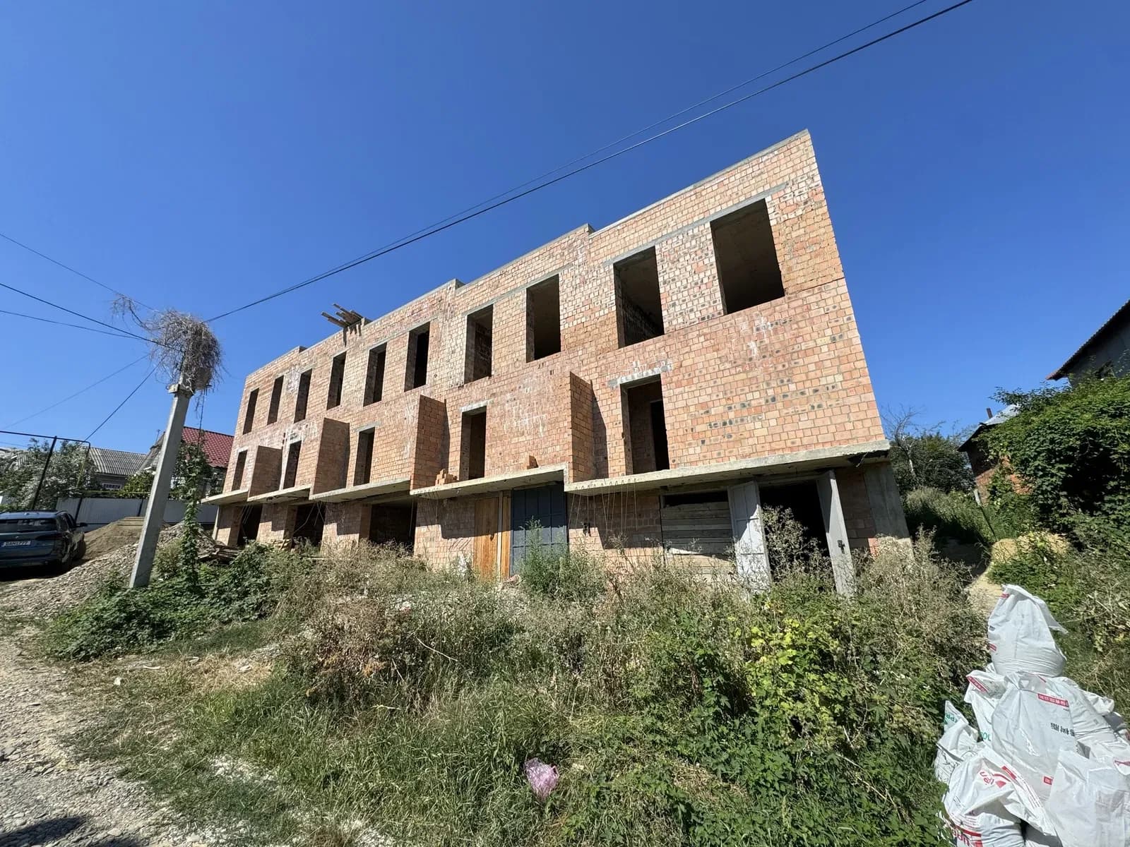 Таунхаус, Чернівці: гараж 51 м², дах-тераса, вид на все місто - фото 1