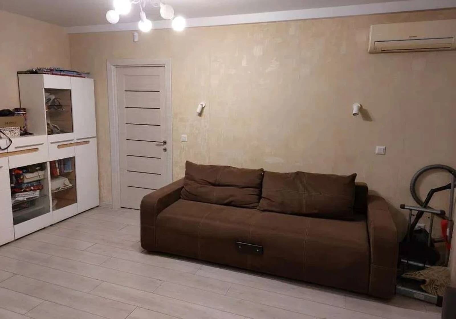 2-кімнатна квартира, Нивки: кухня-студія, закритий двір, метро Нивки - фото 3