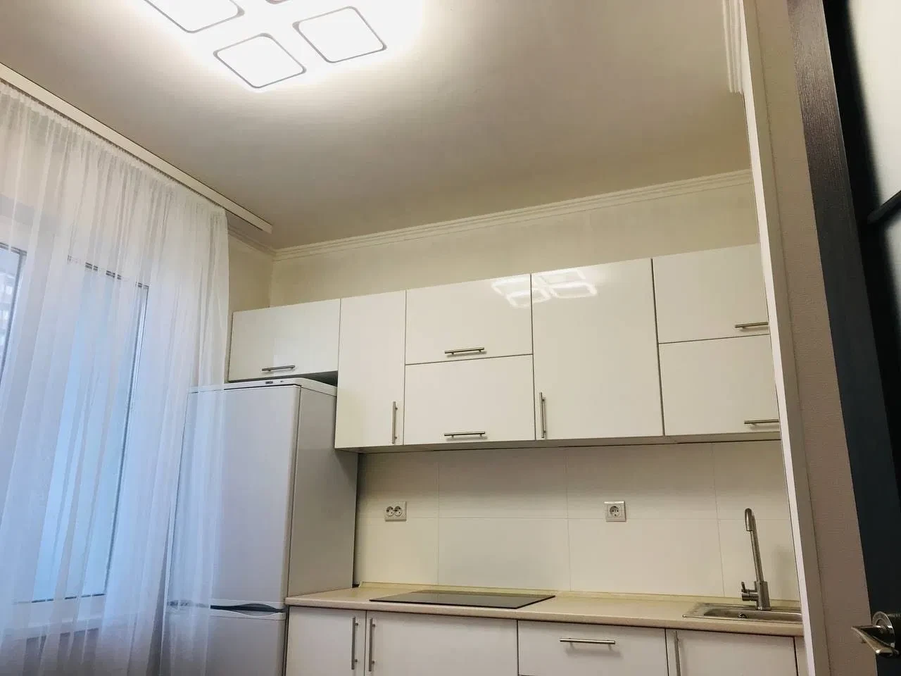 1-кімнатна квартира у ЖК Патріотика: генератор, метро Позняки - фото 5
