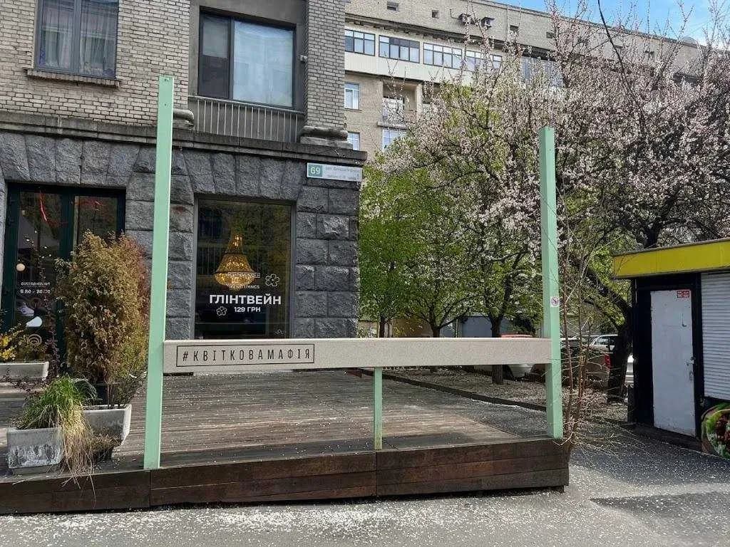 Приміщення, Шевченківський: фасадне, тераса близько 100 м² - фото 1