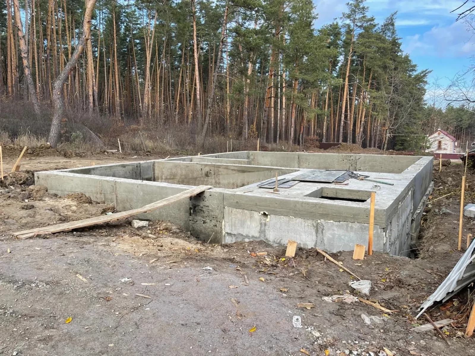 Ділянка 8 соток, Водогон: перша лінія до лісу, фундамент під будинок, торг - фото 4