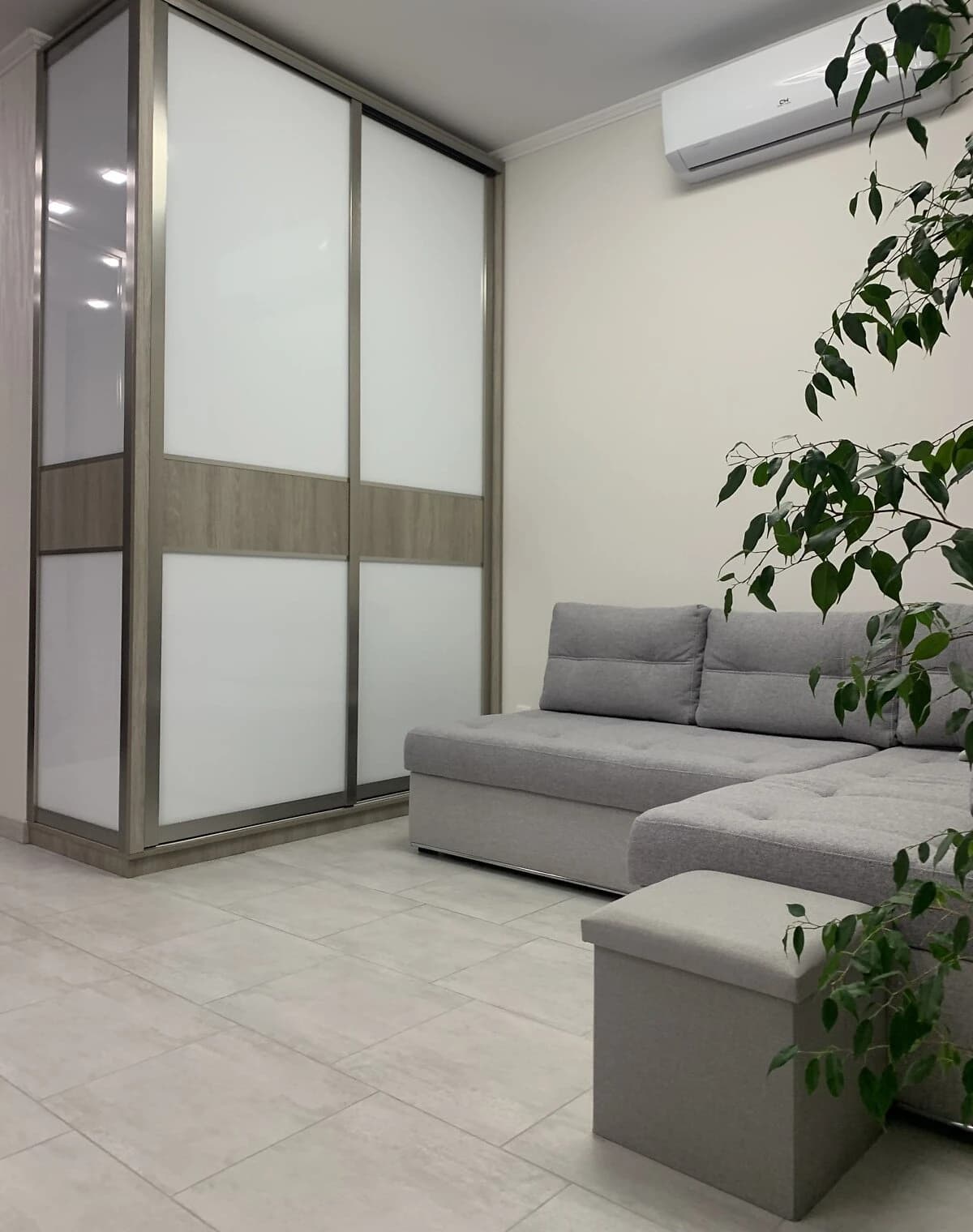 1-кімнатна квартира, Печерськ: кухня-студія, ліфт працює без світла - фото 5