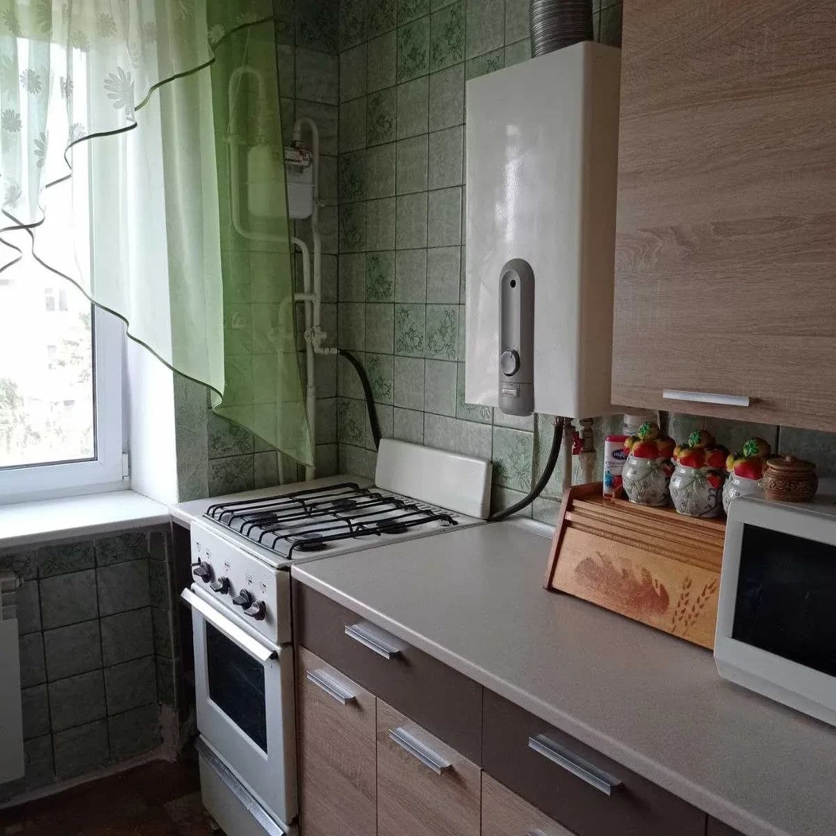 3-кімнатна квартира, Шостка: облаштована кімната в підвалі, єВідновлення - фото 1
