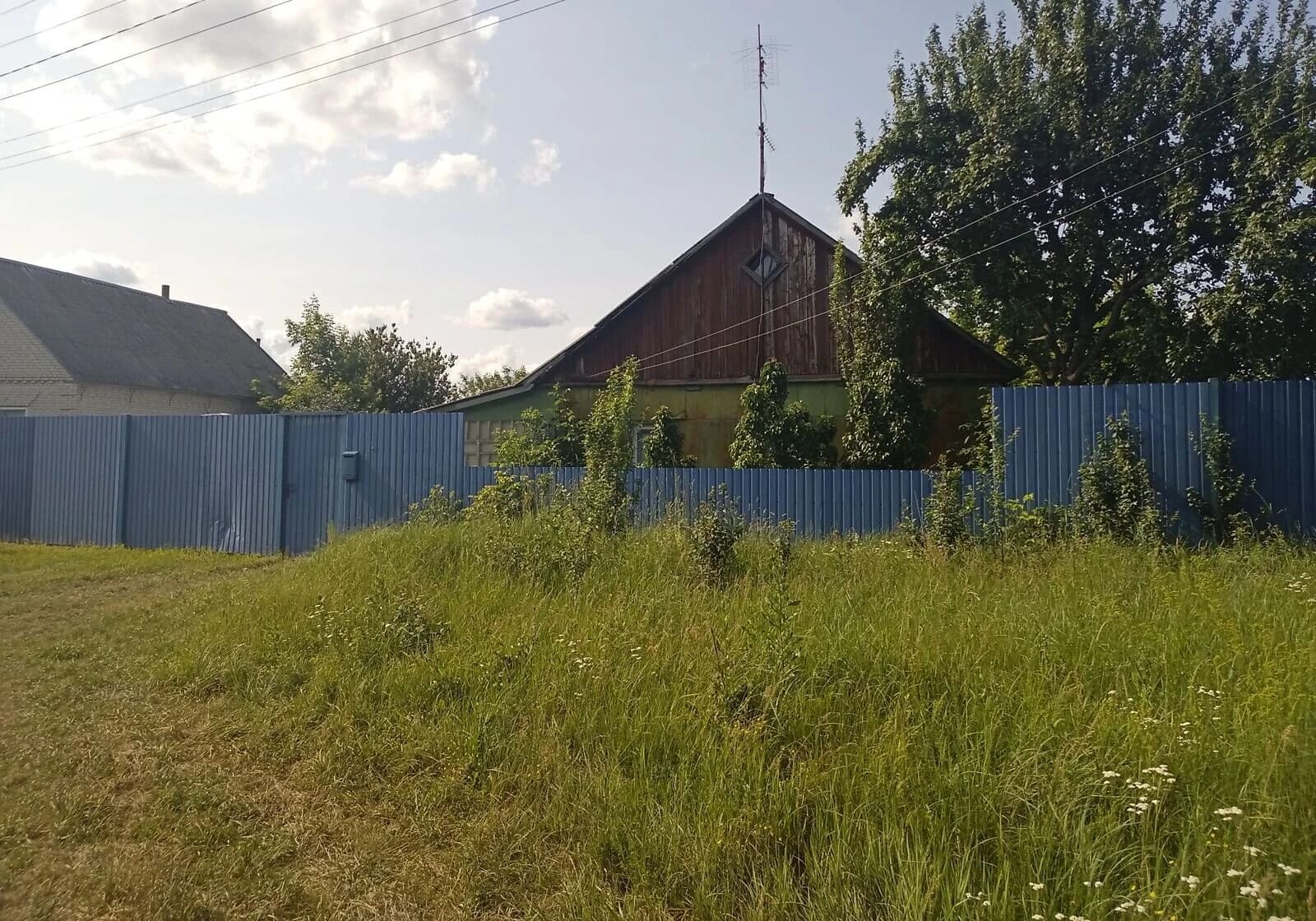 Будинок, Новоселиця (Кролевець): сад і бесідка, опалення