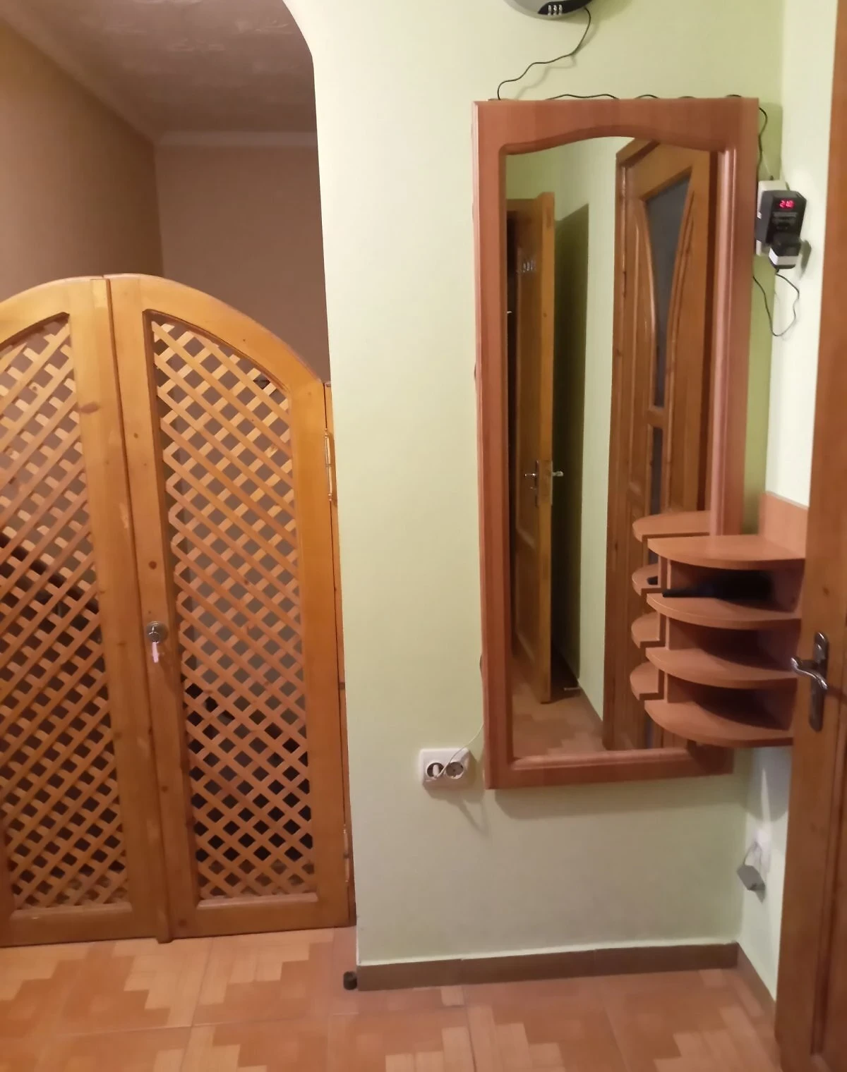 Будинок, Поляна (Мукачево): гараж, бесідка, торг - фото 5