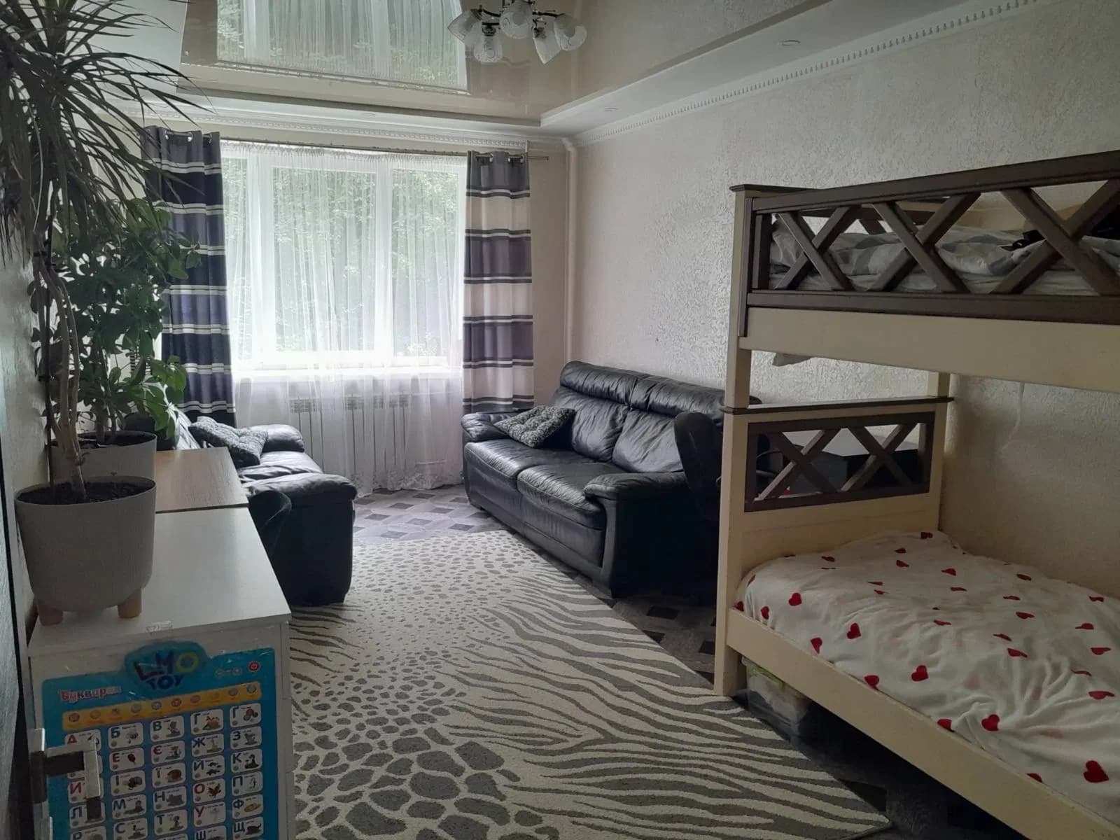2-кімнатна квартира, Луцьк: євроремонт, цегляний будинок - фото 4
