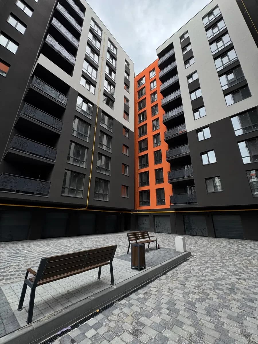 1-кімнатна квартира у ЖК Central park: новобудова, голі стіни - фото 1