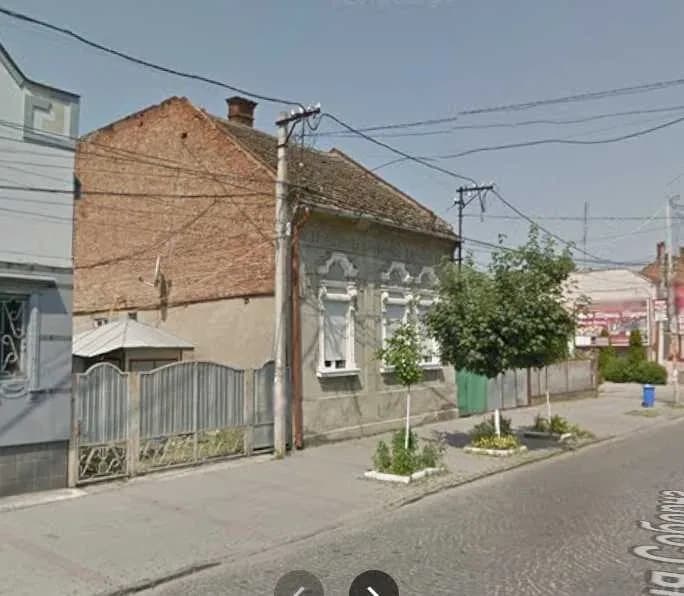 Будинок, Мукачево: під житло або бізнес, гараж 17 м² - фото 1
