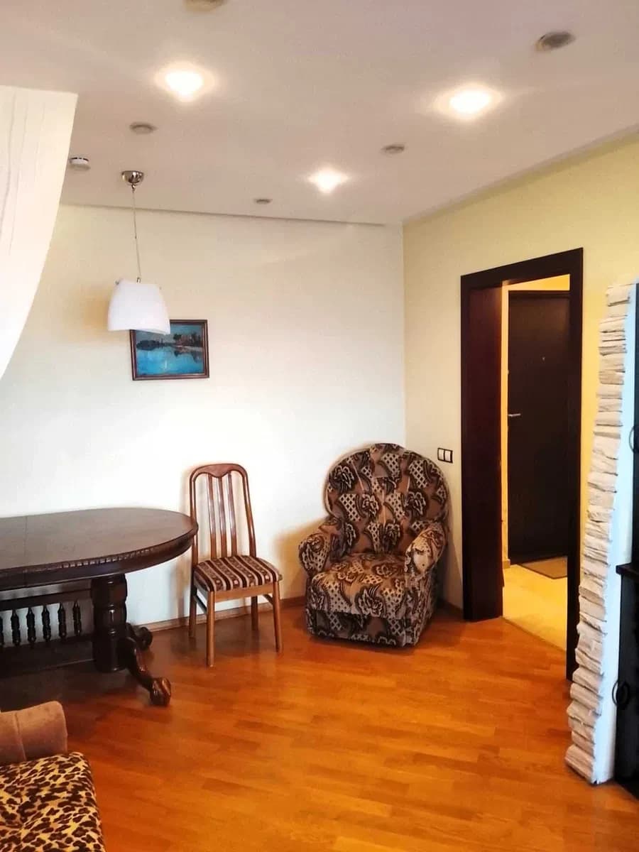 2-кімнатна квартира, Оболонський: метро 15 хв пішки, гідромасажна ванна - фото 2