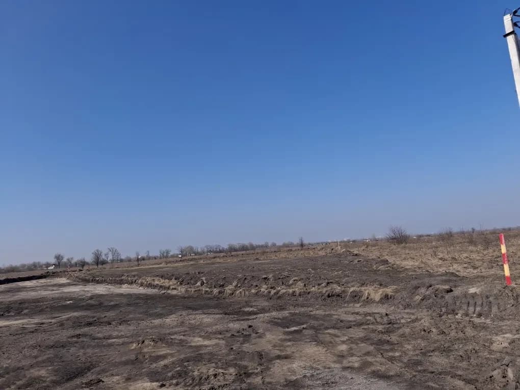 Ділянка 23 соток, Погреби: під забудову, фасад над дорогою - фото 3