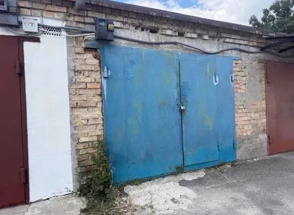 Гараж у кооперативі «Новосел»: підвал, оглядова канава - фото 1