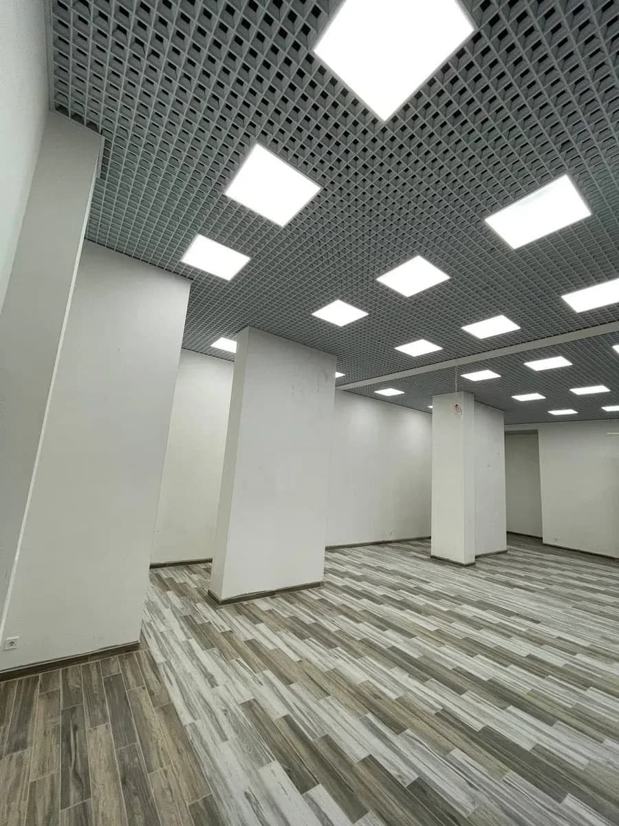 Приміщення у ЖК Segment: фасадне, два входи, 2 паркомісця - фото 3