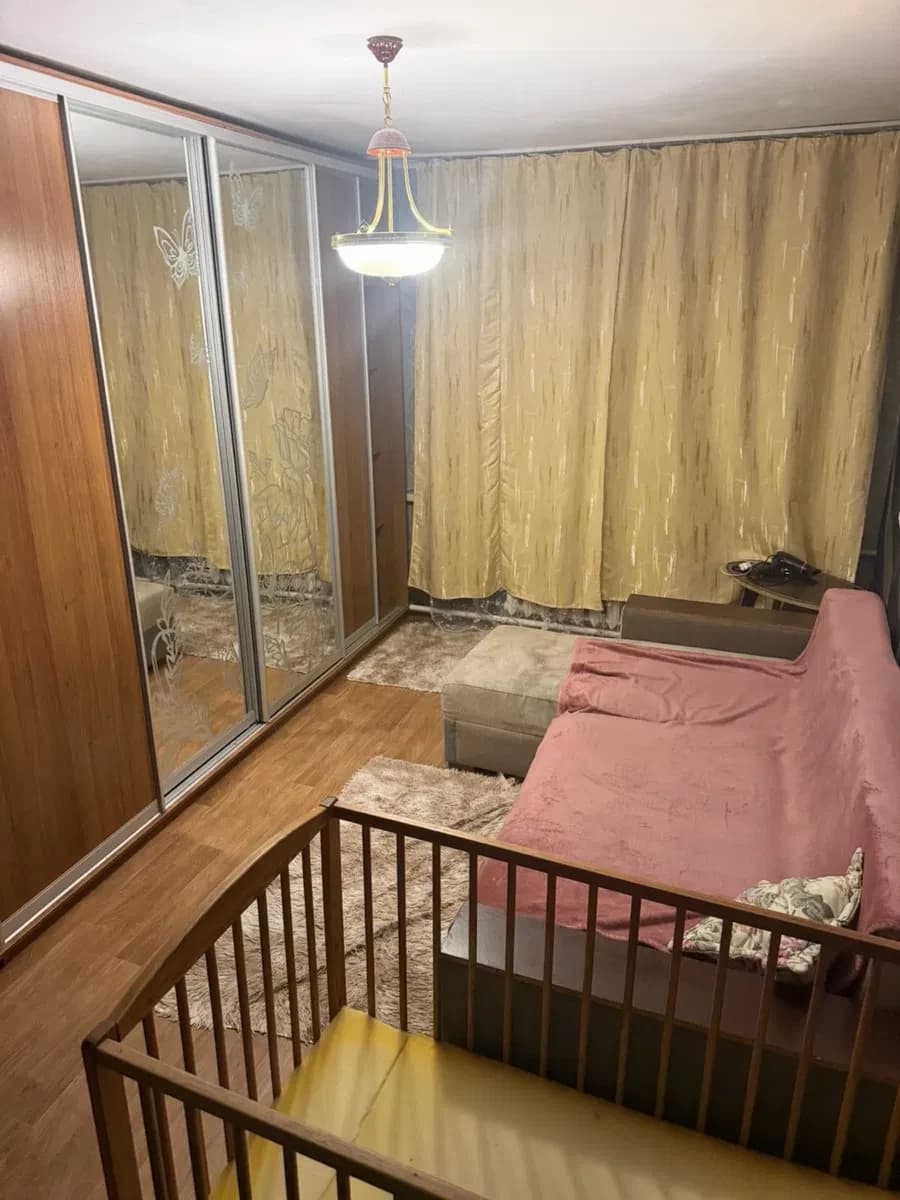 2-кімнатна квартира, Бровари: тепла, безпечний перший поверх - фото 2