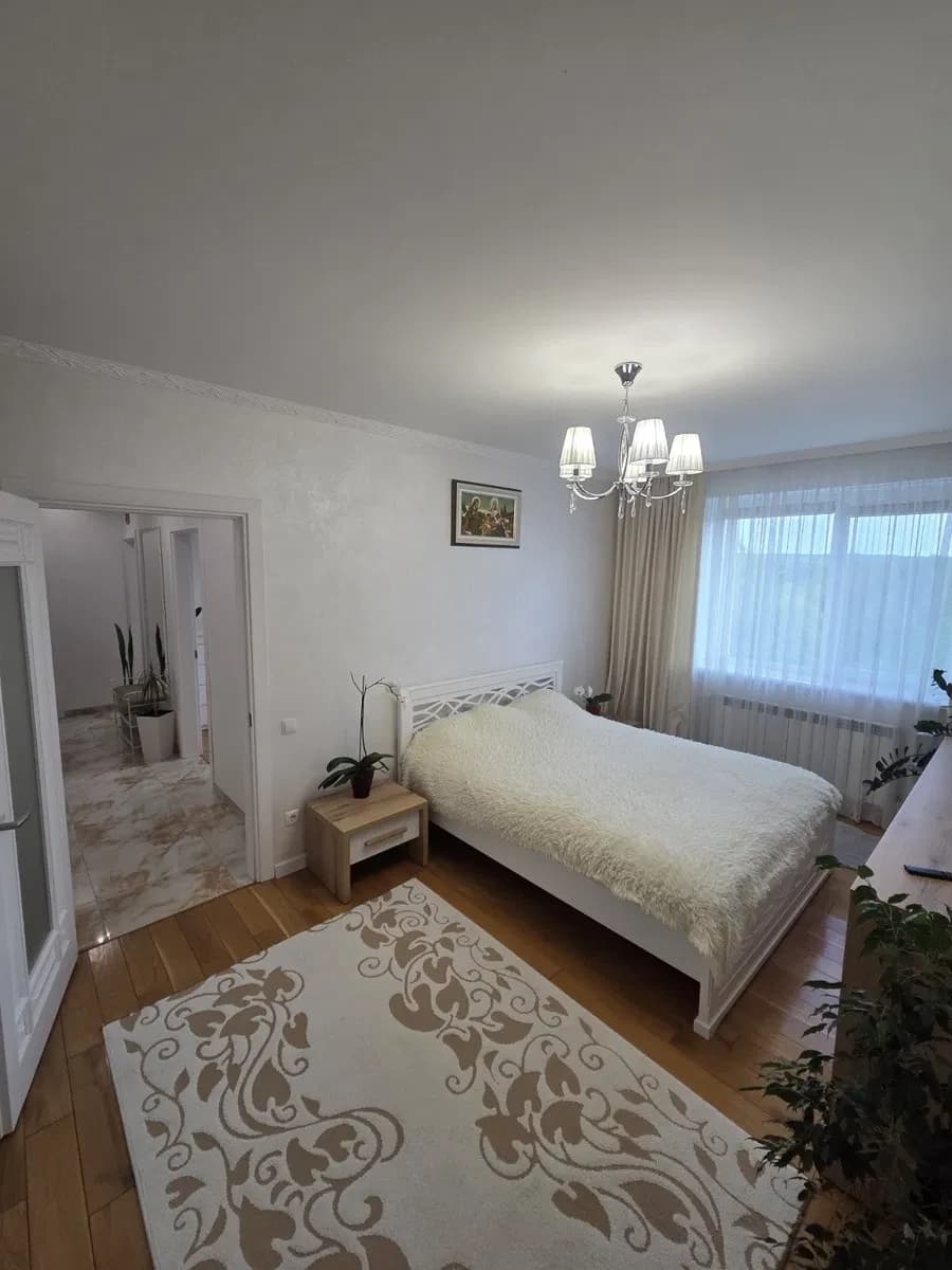 2-кімнатна квартира, Жовква: євроремонт, меблі й техніка - фото 3