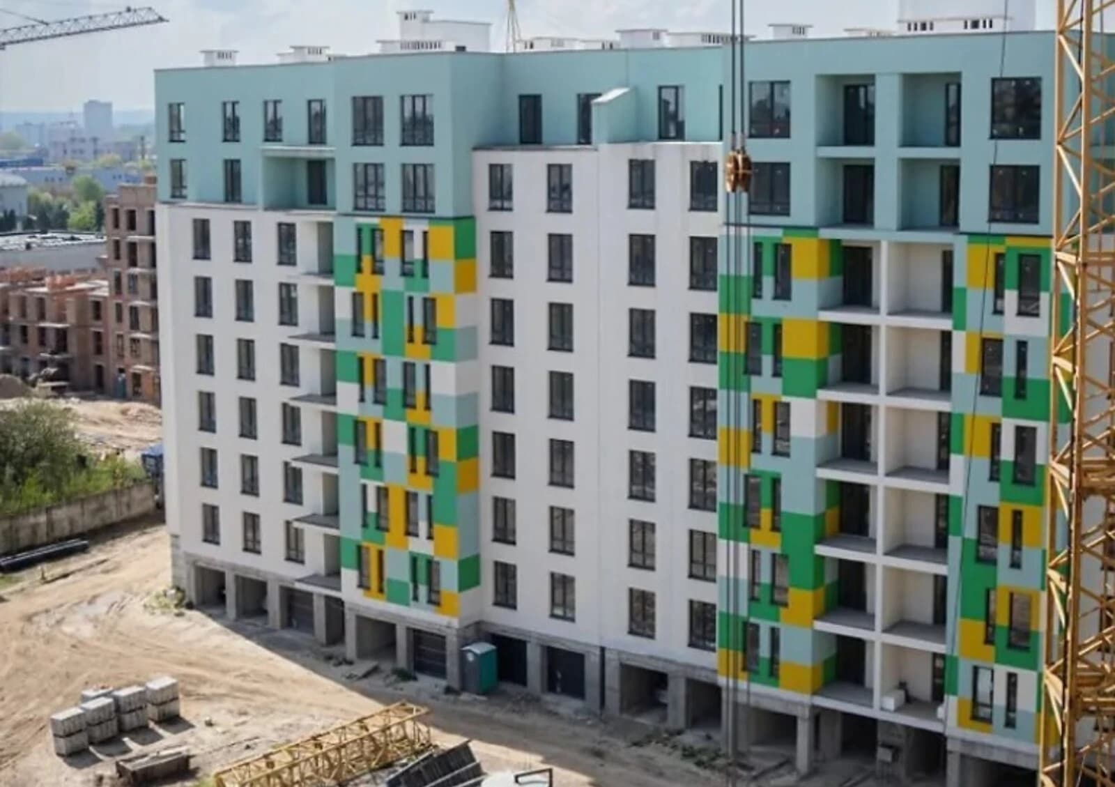 3-кімнатна квартира, Вовчинець: кухня-студія, новобудова, гараж